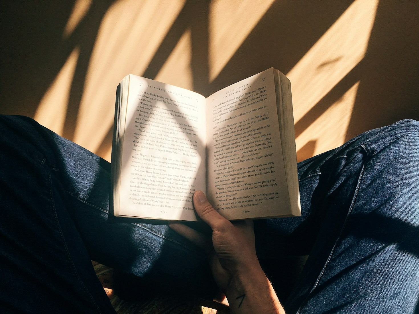 Top 10 Must-Read Books for Kenyan Students